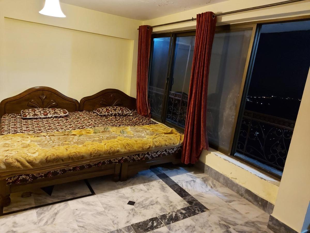 Hotel Shahrukh Heights Murree Exterior foto